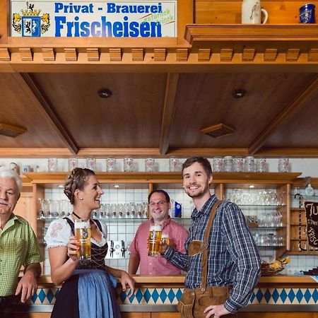 Brauerei Und Gasthof Frischeisen Kelheim Exteriér fotografie